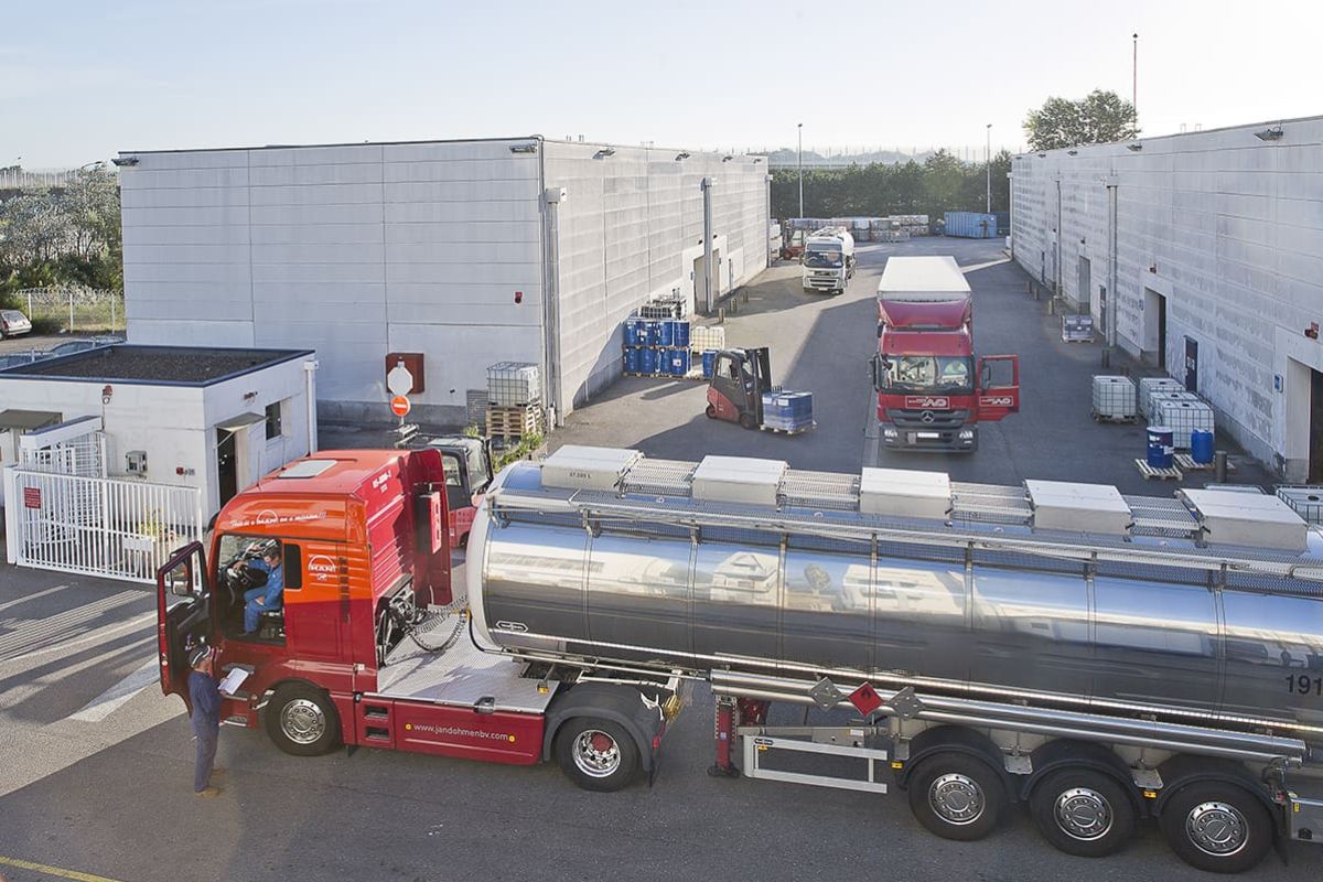 Geographical and logistical proximity